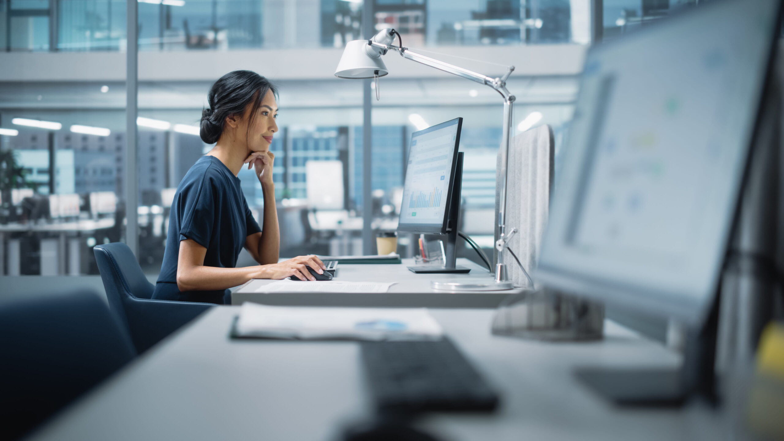 Internal vs Outsourced IT Support Finding Your Balance - Intelinet Systems